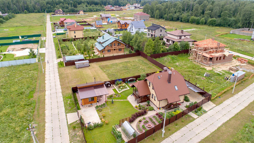 Огниково Парк - городской комфорт в живописном лесном краю Огниково Парк - городской комфорт в живописном лесном краю